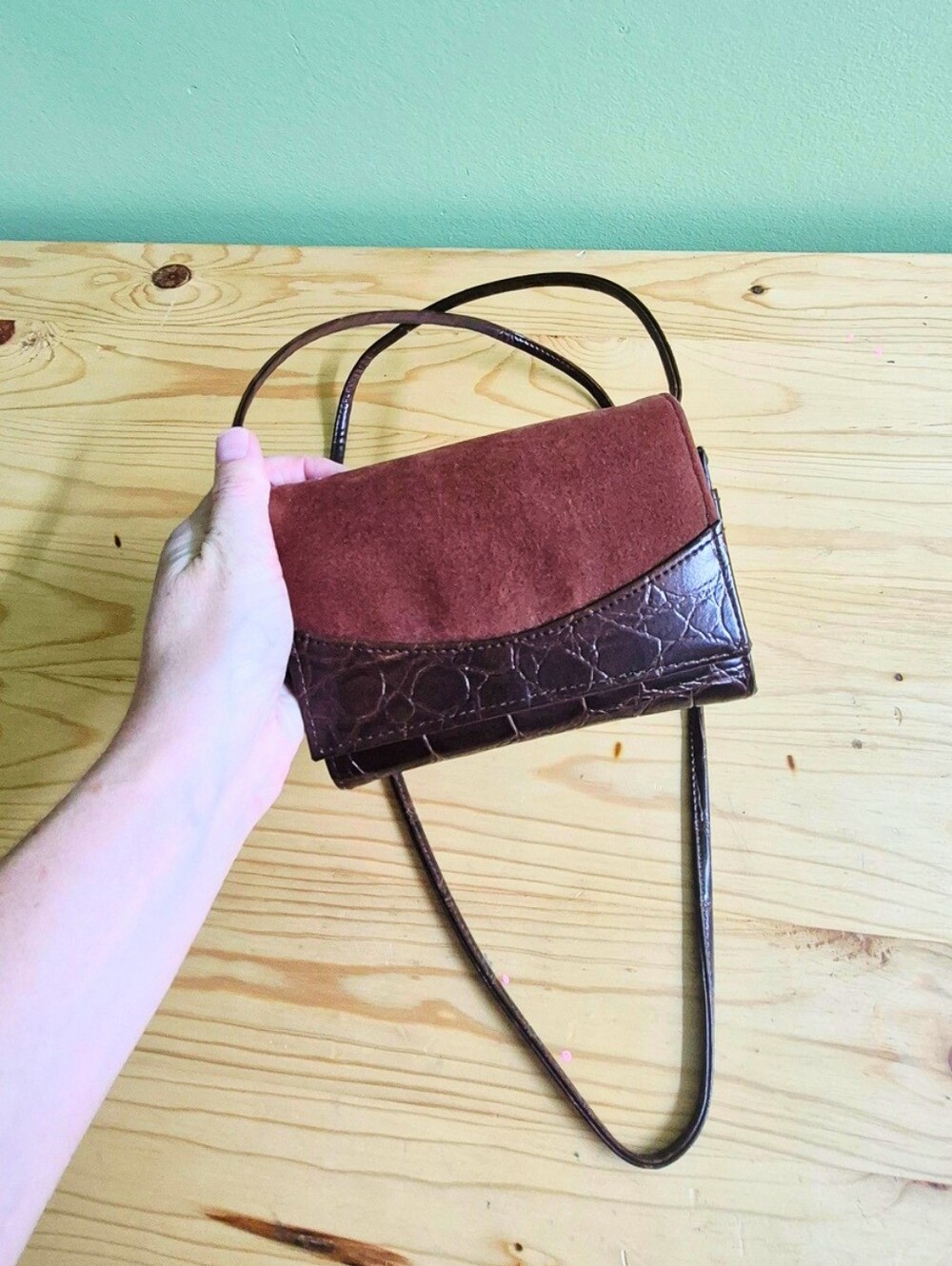 Vintage Chateau NY 2-Tone Crossbody Bag / Clutch – Suede & Croc